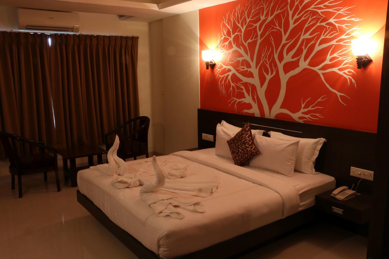 Hotel Reevanta Daman Exterior photo