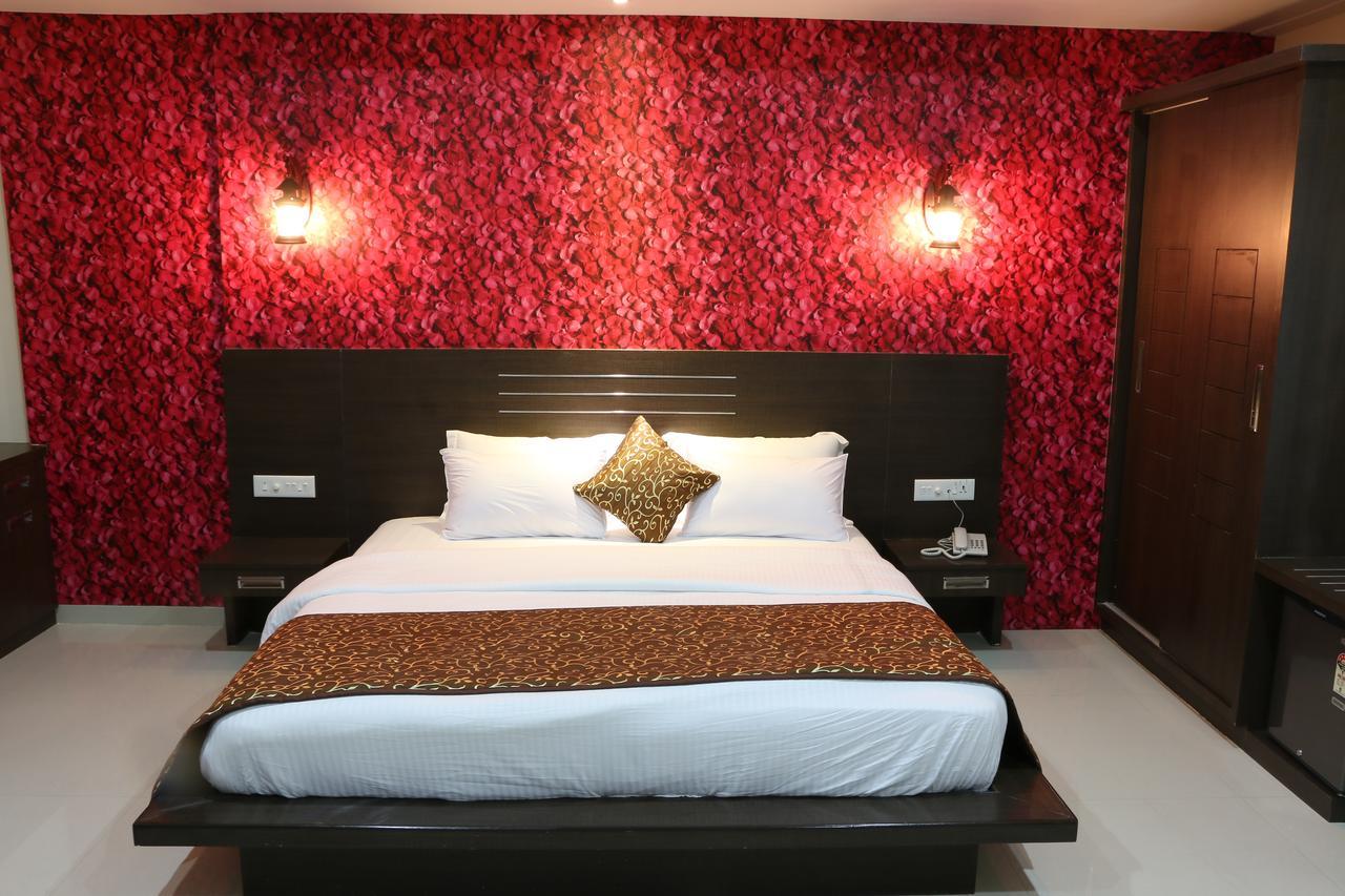Hotel Reevanta Daman Exterior photo