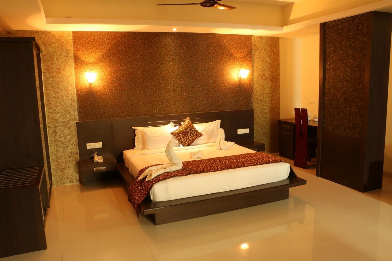 Hotel Reevanta Daman Exterior photo