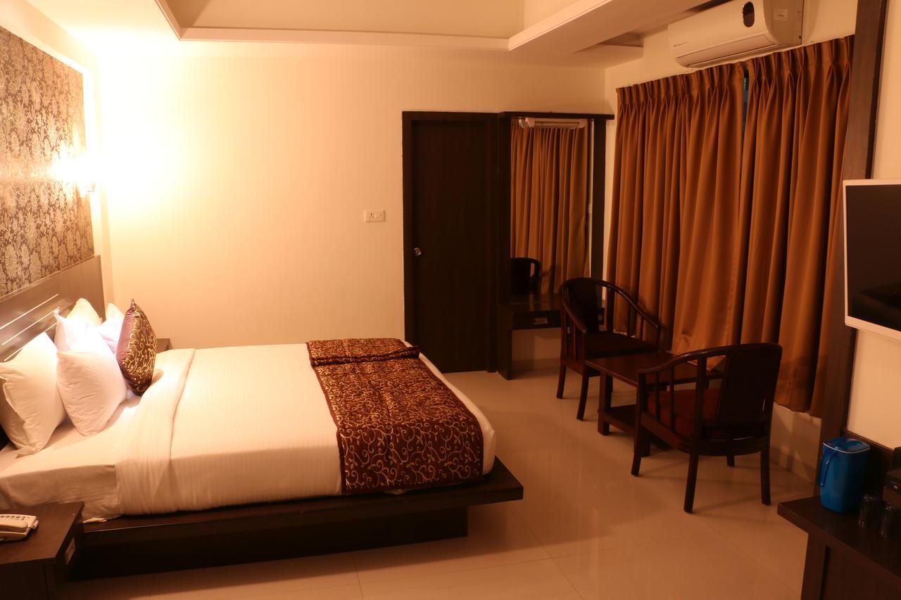 Hotel Reevanta Daman Exterior photo